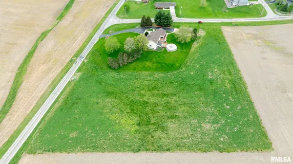 $650,000 | 1615 New Salem Church Road, New Berlin, IL 62670