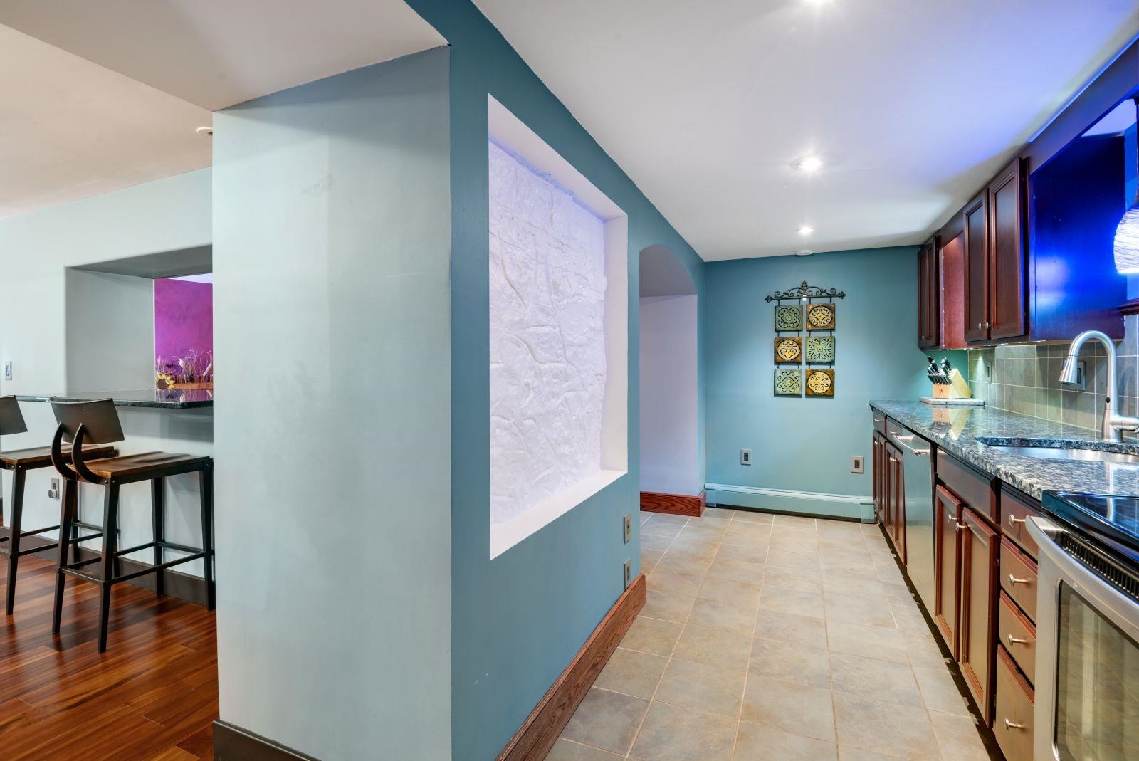 80 Pond Street, Unit 1 Salem, NH 03079 - Photo 8 of 51
