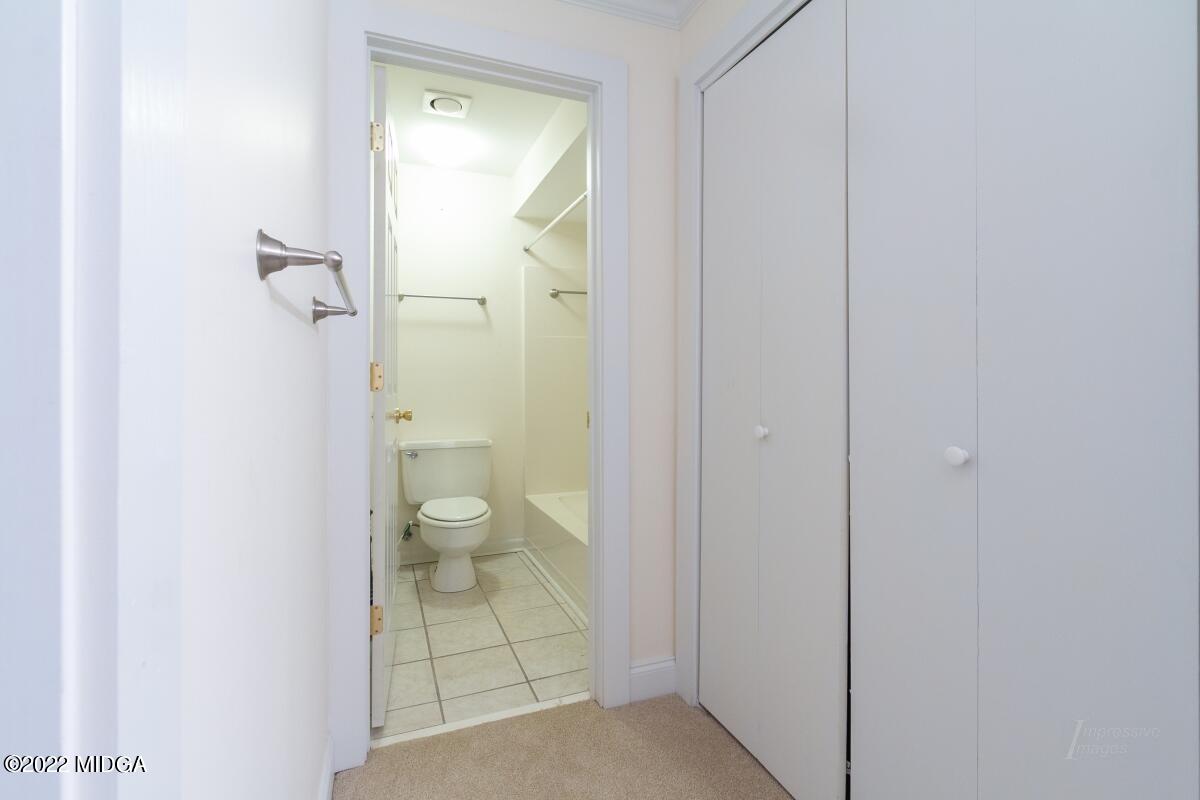 4909 Rivoli Drive, Unit F Macon, GA 31210 - Photo 13 of 18 06