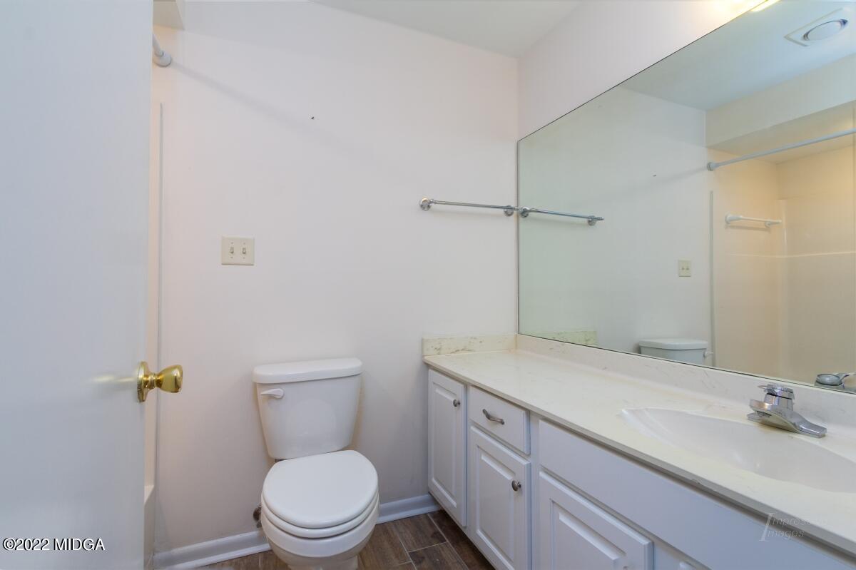 4909 Rivoli Drive, Unit F Macon, GA 31210 - Photo 16 of 18 09