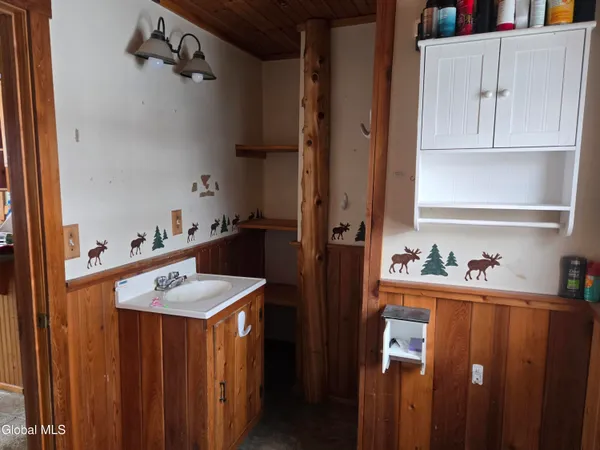 $79,900 | 248 Park Street, Tupper Lake, NY 12986