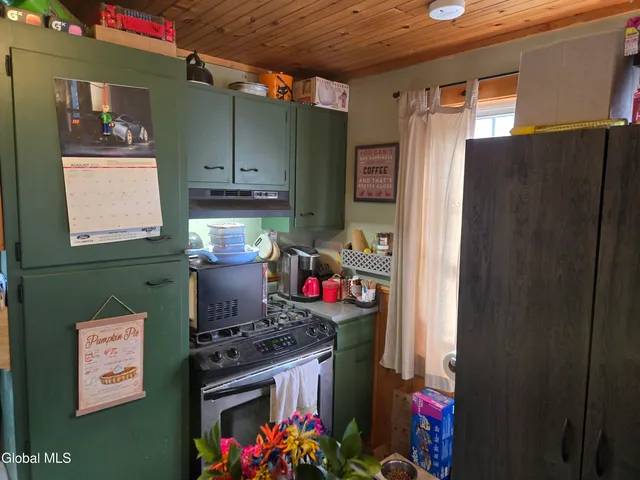 $74,900 | 248 Park Street, Tupper Lake, NY 12986