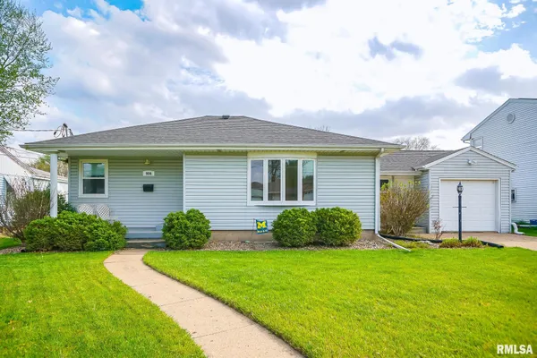$168,000 | 904 Coolidge Avenue, Pekin, IL 61554