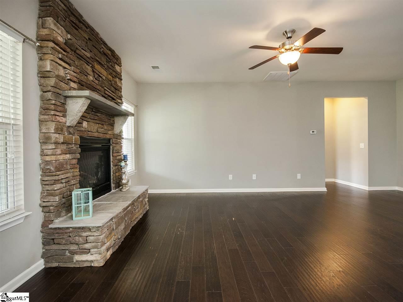 34 Dauphine Way Greer, SC 29650 - Photo 13 of 36 Gallery Image 13
