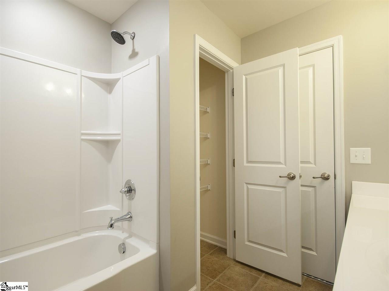 34 Dauphine Way Greer, SC 29650 - Photo 23 of 36 Gallery Image 23