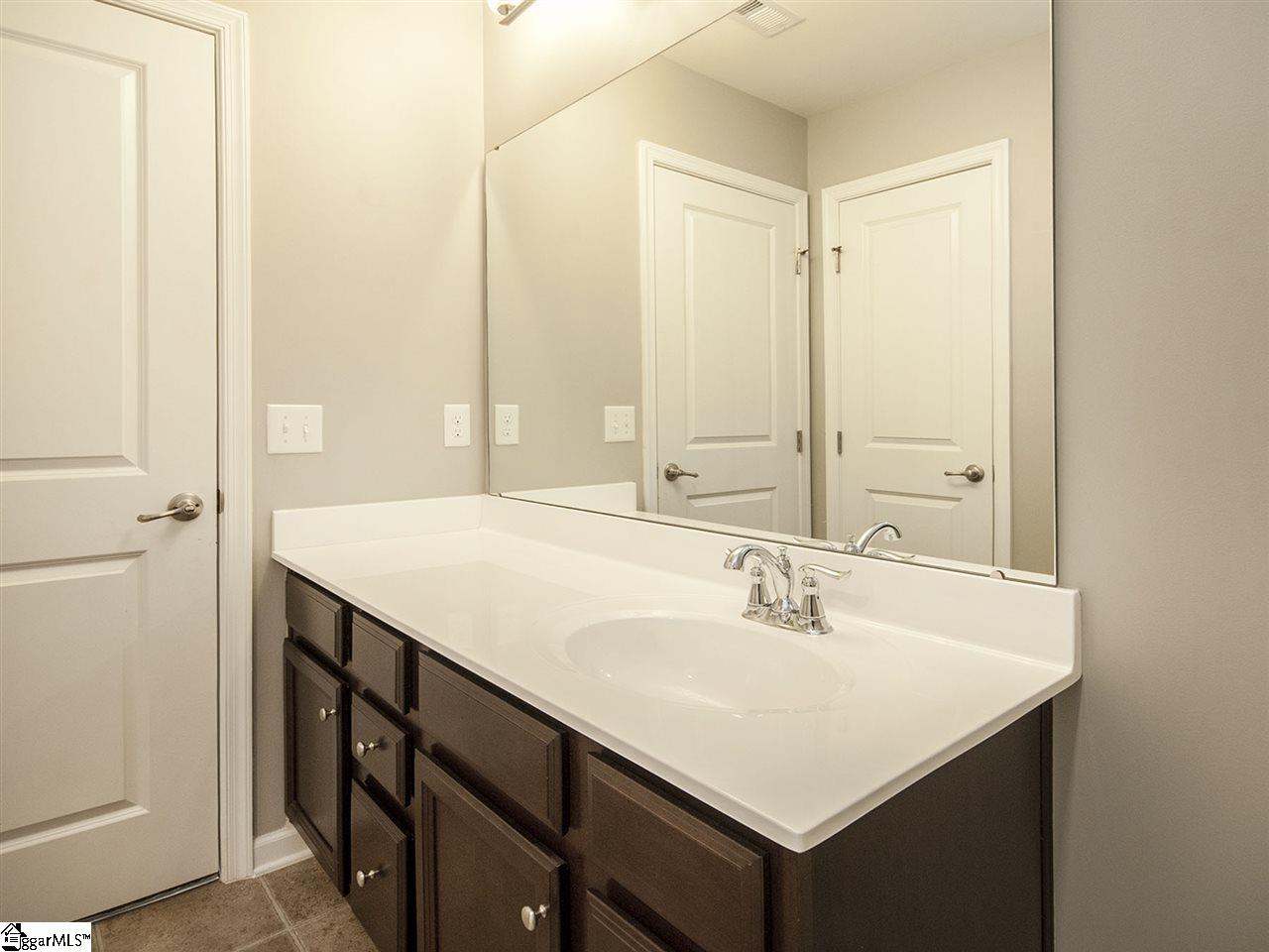 34 Dauphine Way Greer, SC 29650 - Photo 24 of 36 Gallery Image 24