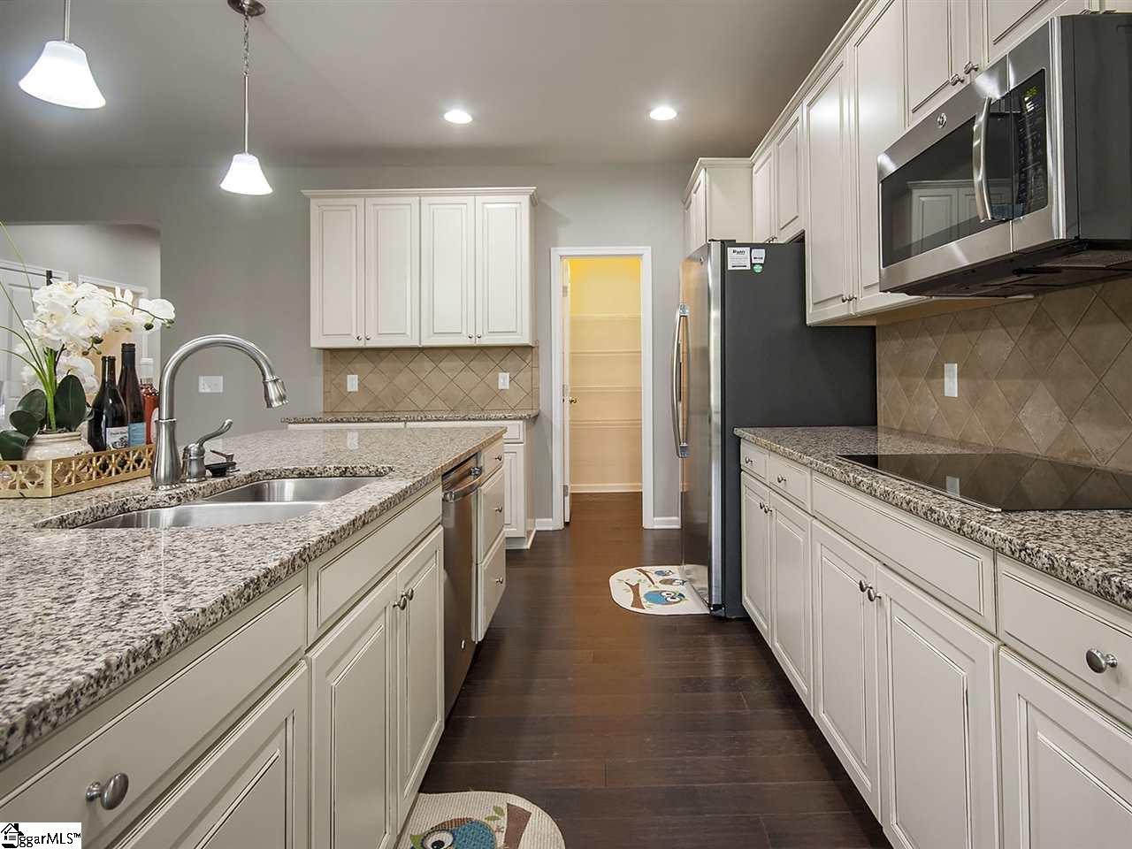 34 Dauphine Way Greer, SC 29650 - Photo 5 of 36 Gallery Image 5