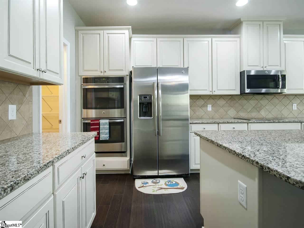 34 Dauphine Way Greer, SC 29650 - Photo 7 of 36 Gallery Image 7