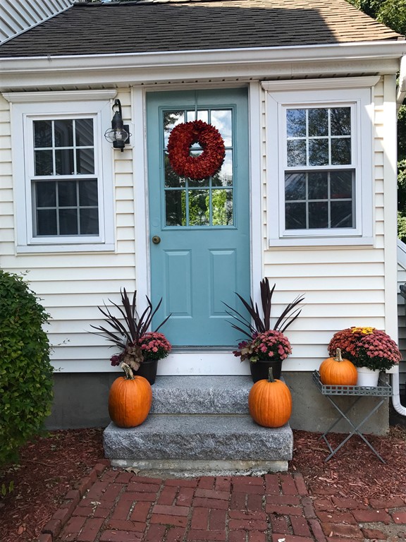 12 Mayfield Road Auburn, MA 01501 - Photo 5 of 6 Gallery Image 5