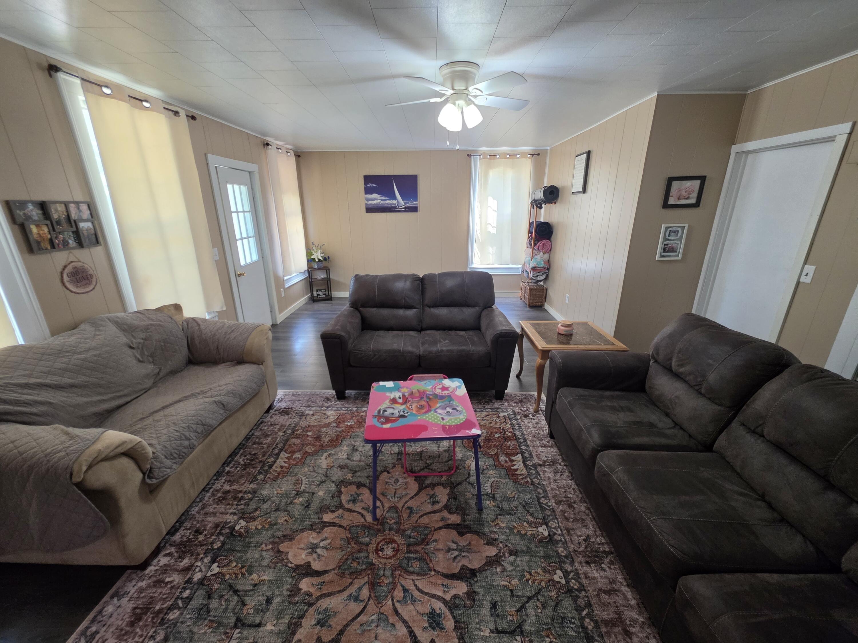 213 South Higbee Street Reed City, MI 49677 - Photo 16 of 27 20260516_154815