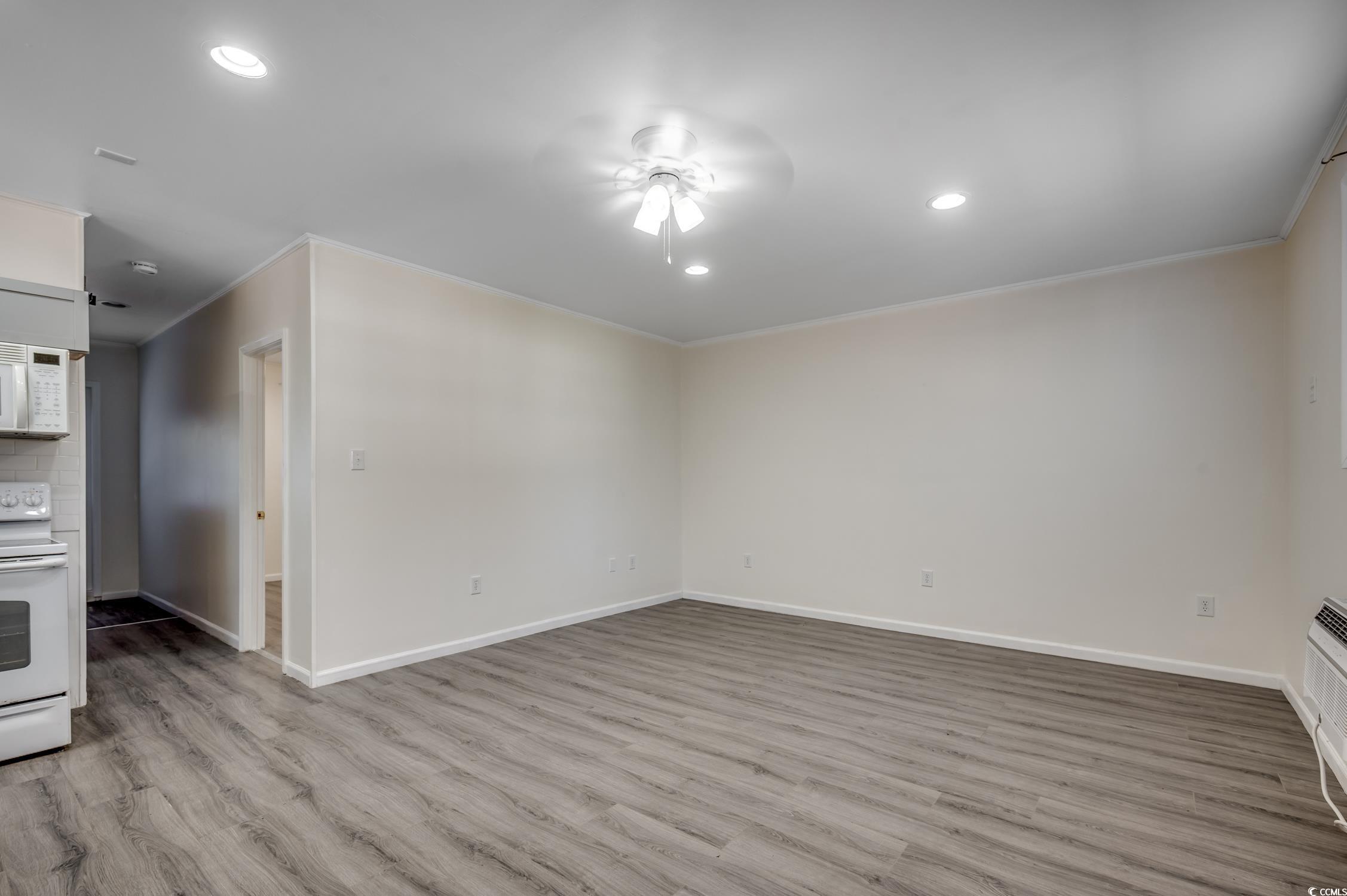 1304 Oscar Road Little River, SC 29566 - Photo 19 of 40 Gallery Image 19