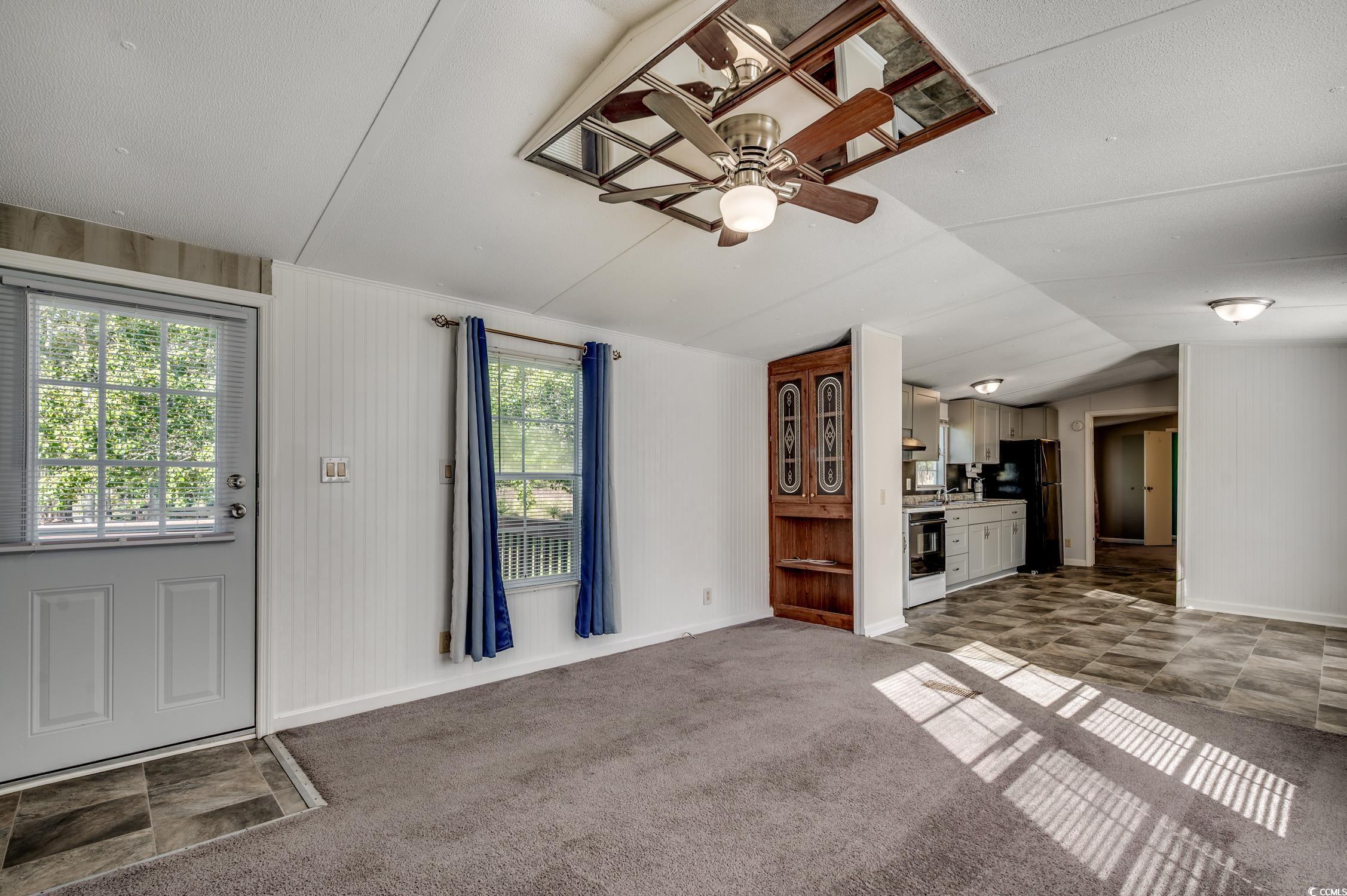 1304 Oscar Road Little River, SC 29566 - Photo 4 of 40 Gallery Image 4