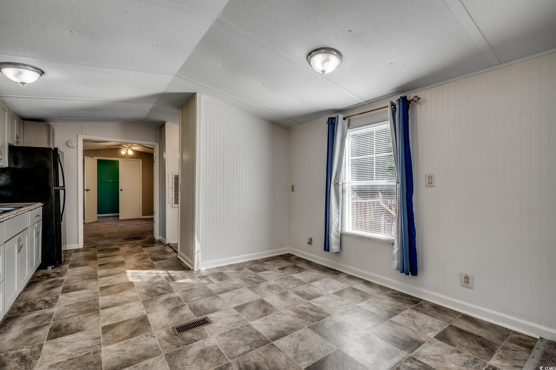 1304 Oscar Road Little River, SC 29566 - Photo 6 of 40 Gallery Image 6