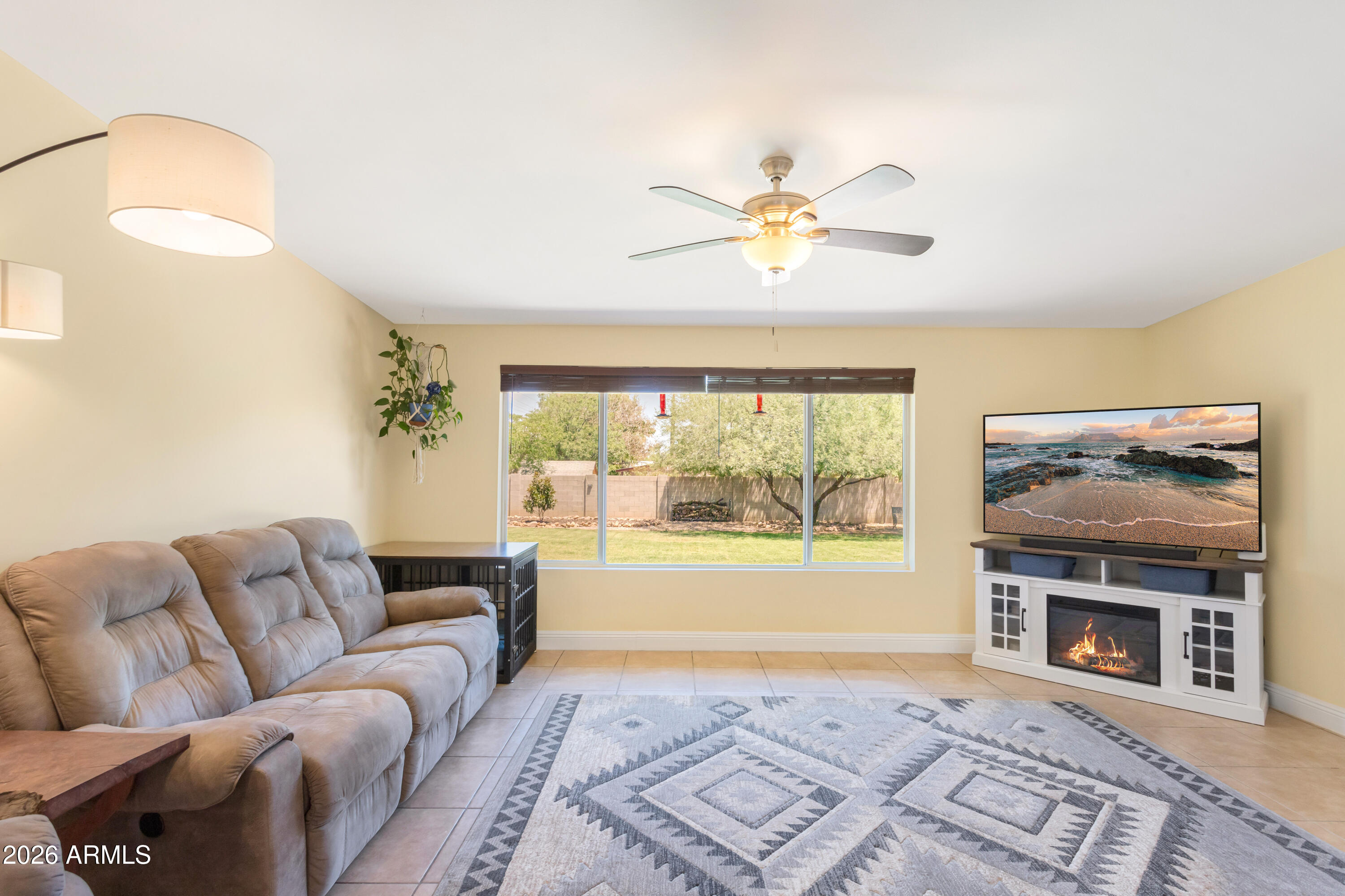 805 Suffolk Road Sierra Vista, AZ 85635 - Photo 26 of 49 family room