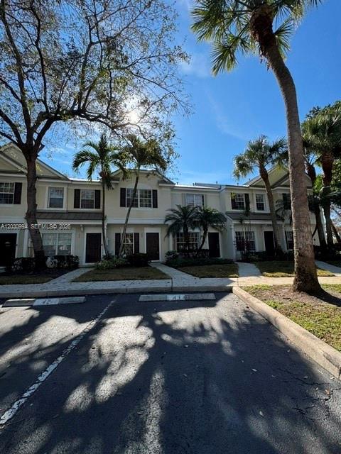 192 Southwest 96th Avenue, Unit 192 Plantation, FL 33324 - Photo 3 of 15