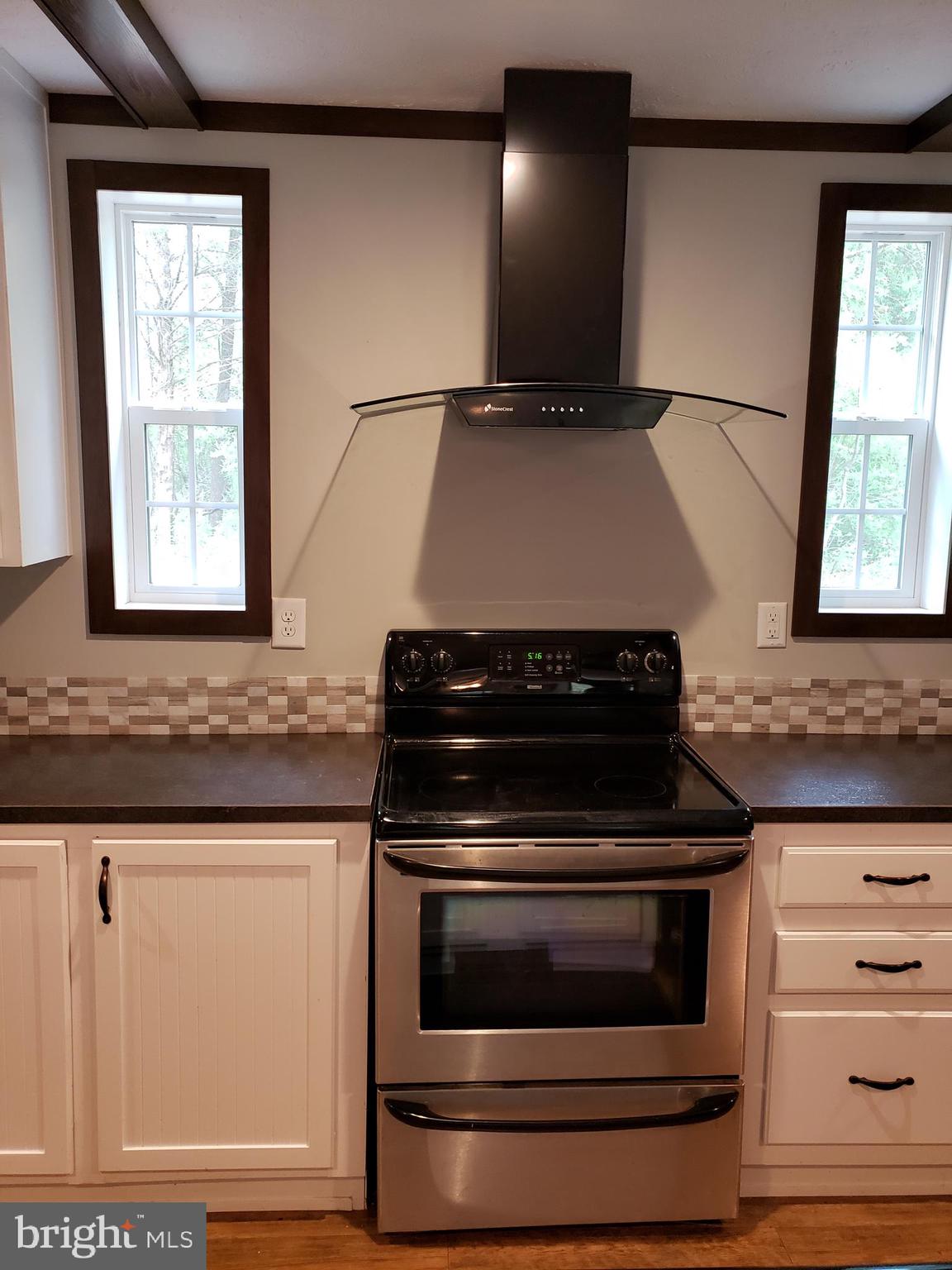 357 Packing House Road Berkeley Springs, WV 25411 - Photo 12 of 42 Gallery Image 12