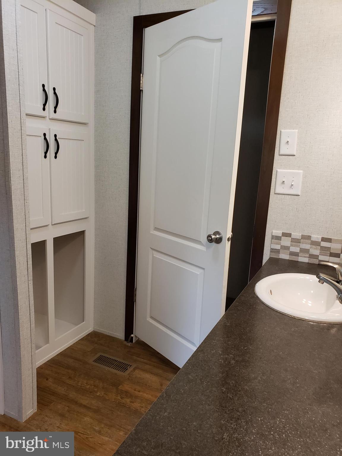 357 Packing House Road Berkeley Springs, WV 25411 - Photo 24 of 42 Hall Bath