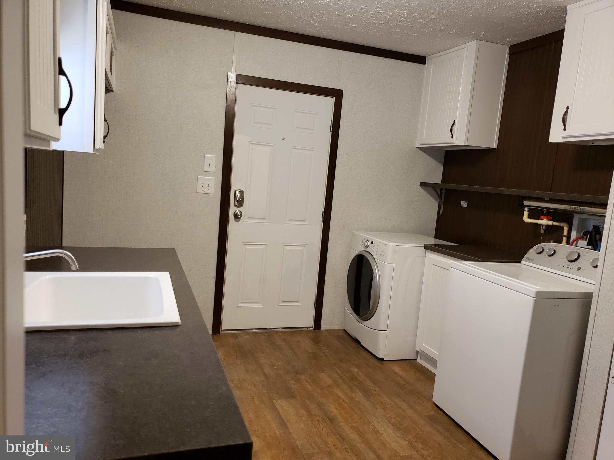357 Packing House Road Berkeley Springs, WV 25411 - Photo 30 of 42 Oversized laundry area
