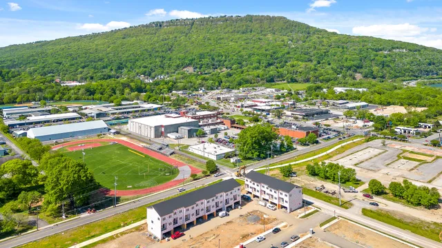 $435,000 | 3347 Aberdeen Row, Chattanooga, TN 37410