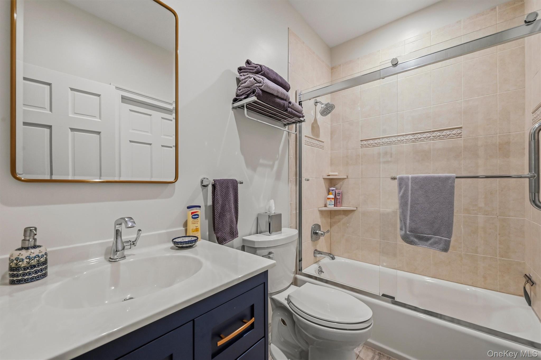 2 Half Moon Ridge Cornwall-on-Hudson, NY 12520 - Photo 21 of 50 Full Bath on First Level