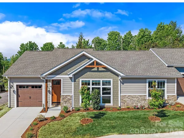 $469,000 | 8 Heartleaf Circle, Arden, NC 28704