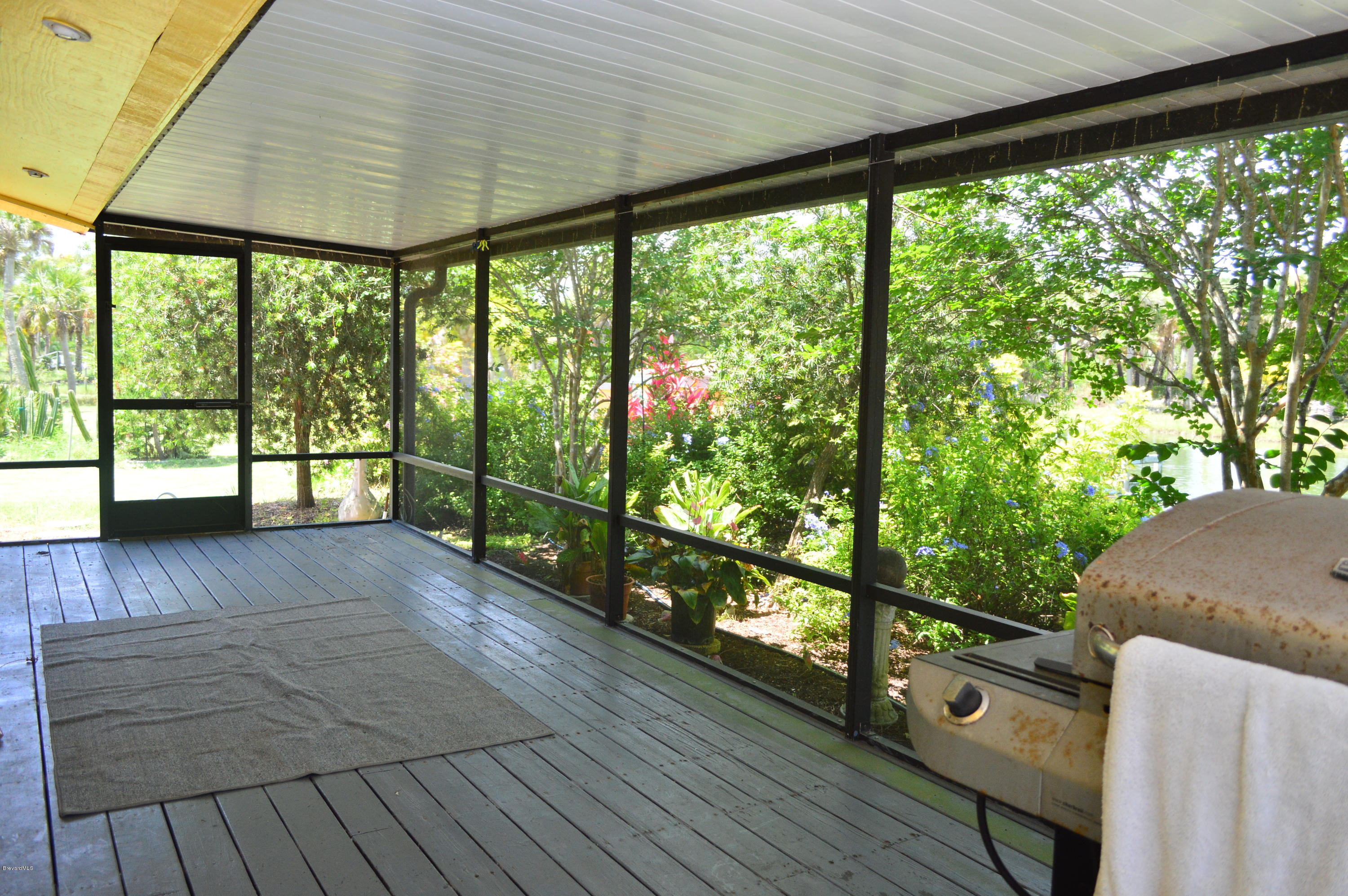 2635 Weber Road Malabar, FL 32950 - Photo 8 of 31 DSC_3699