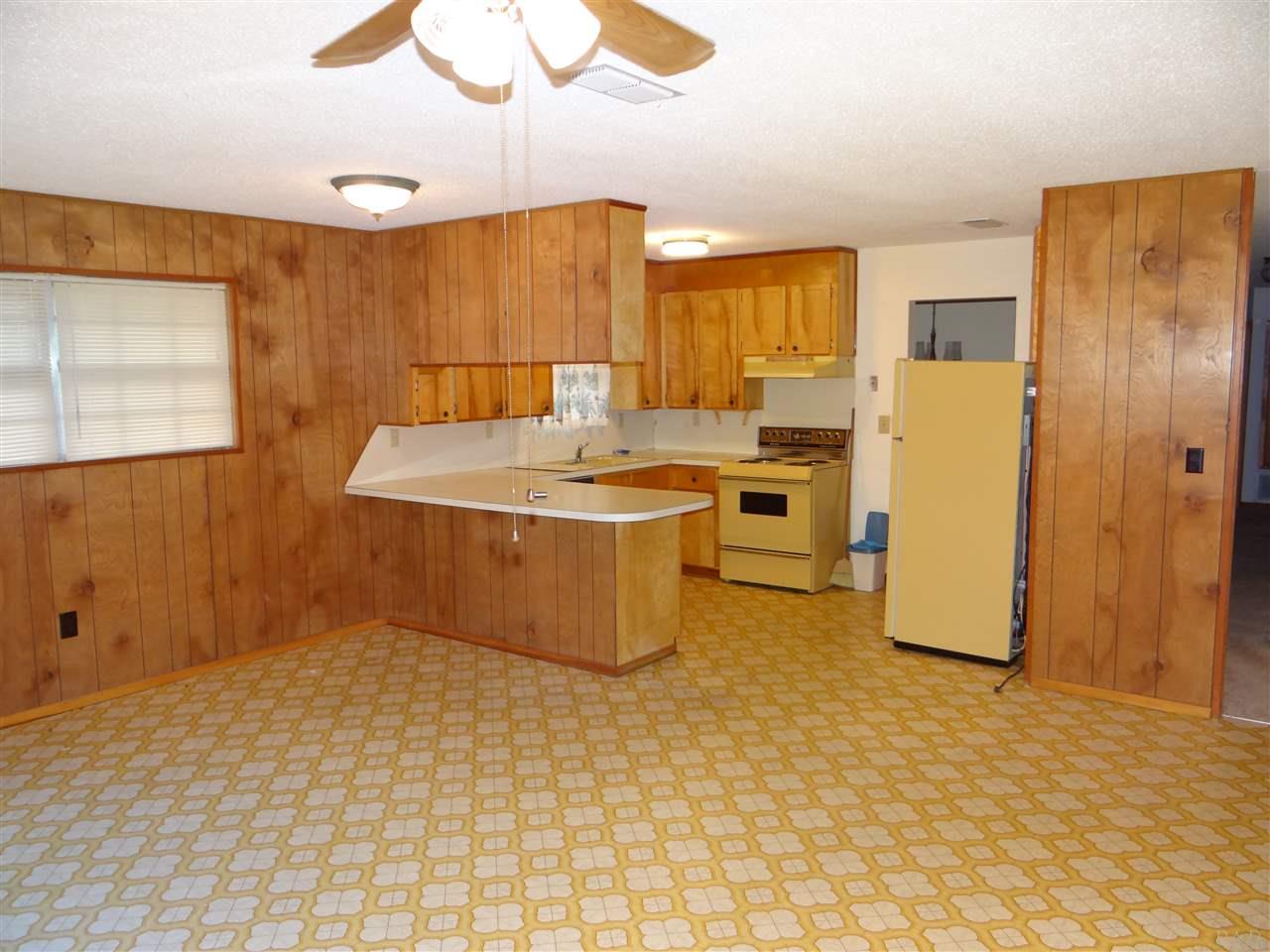 281 West Pinestead Road Pensacola, FL 32503 - Photo 7 of 17 Gallery Image 7