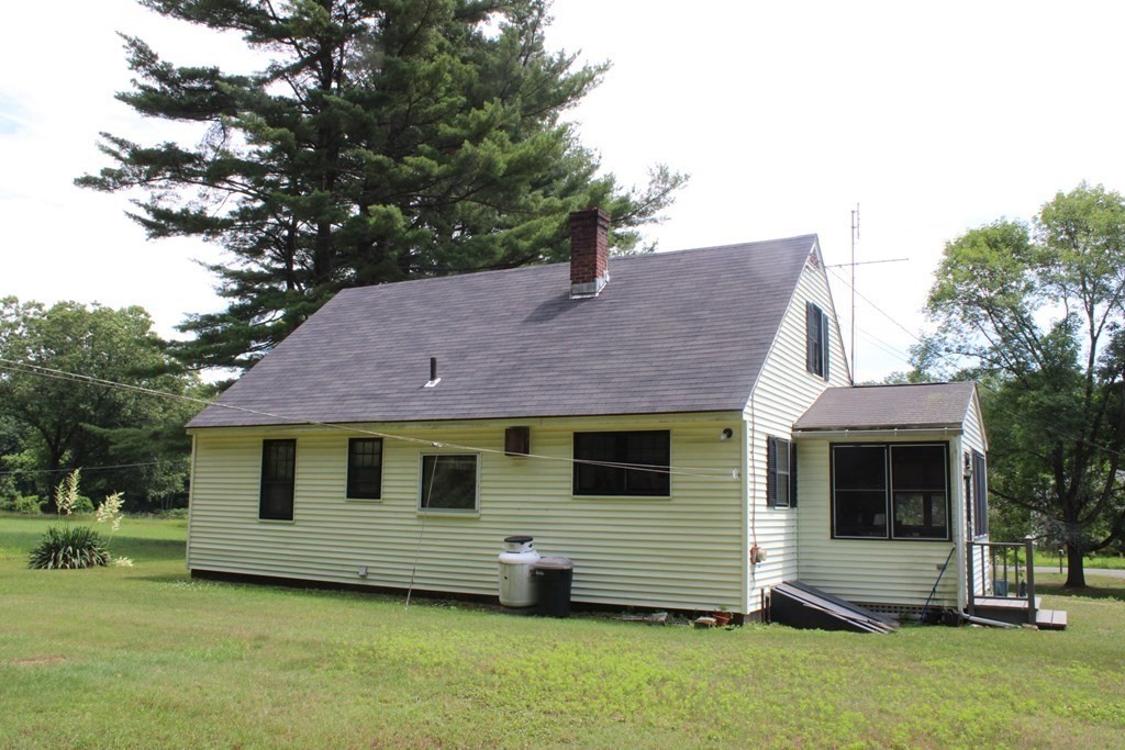 275 River Road Deerfield, MA 01373 - Photo 5 of 19 Gallery Image 5