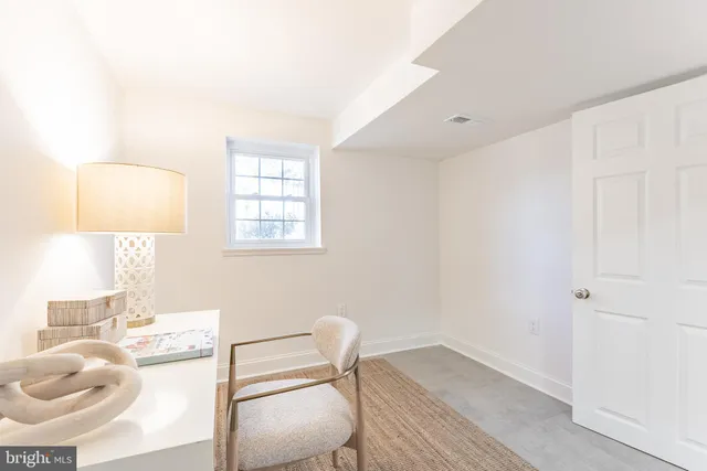 $674,888 | 5480 Lighthouse Lane, Burke, VA 22015