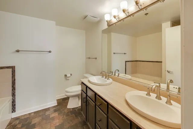 a close view of a bathtub in bathroom