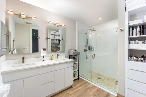 $1,249,000 | 41 Southwest Seminole Street, Unit 208, Stuart, FL 34994