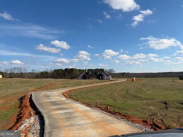 $819,914 | 735 Lake Cir Road, Buchanan, GA 30113