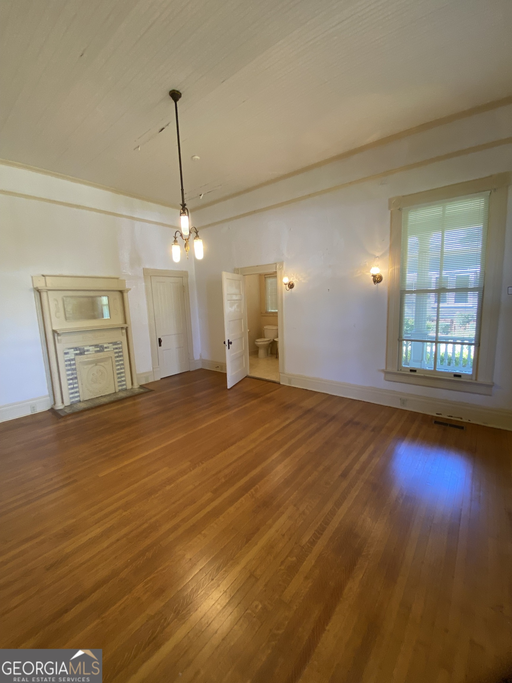 702 Bellevue Avenue Dublin, GA 31021 - Photo 4 of 11