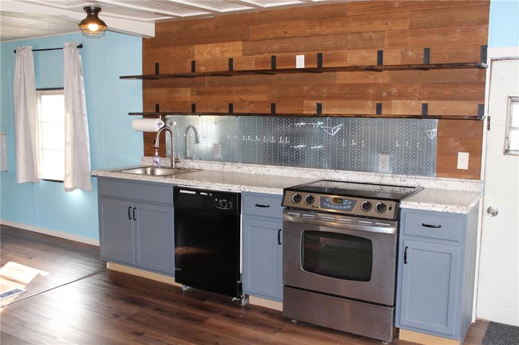 111 Parnell Road Confluence, PA 15424 - Photo 5 of 25