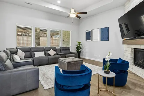 $795,000 | 629 Singing Water Drive, Rockwall, TX 75087