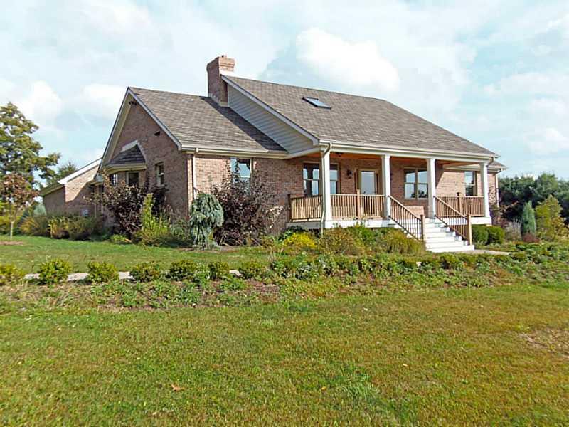 8 Pleasant Road McDonald, PA 15057 - Photo 1 of 25 Exterior Front.