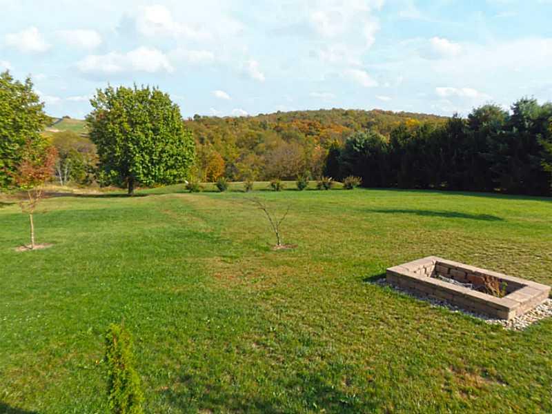 8 Pleasant Road McDonald, PA 15057 - Photo 22 of 25 Yard/Garden.