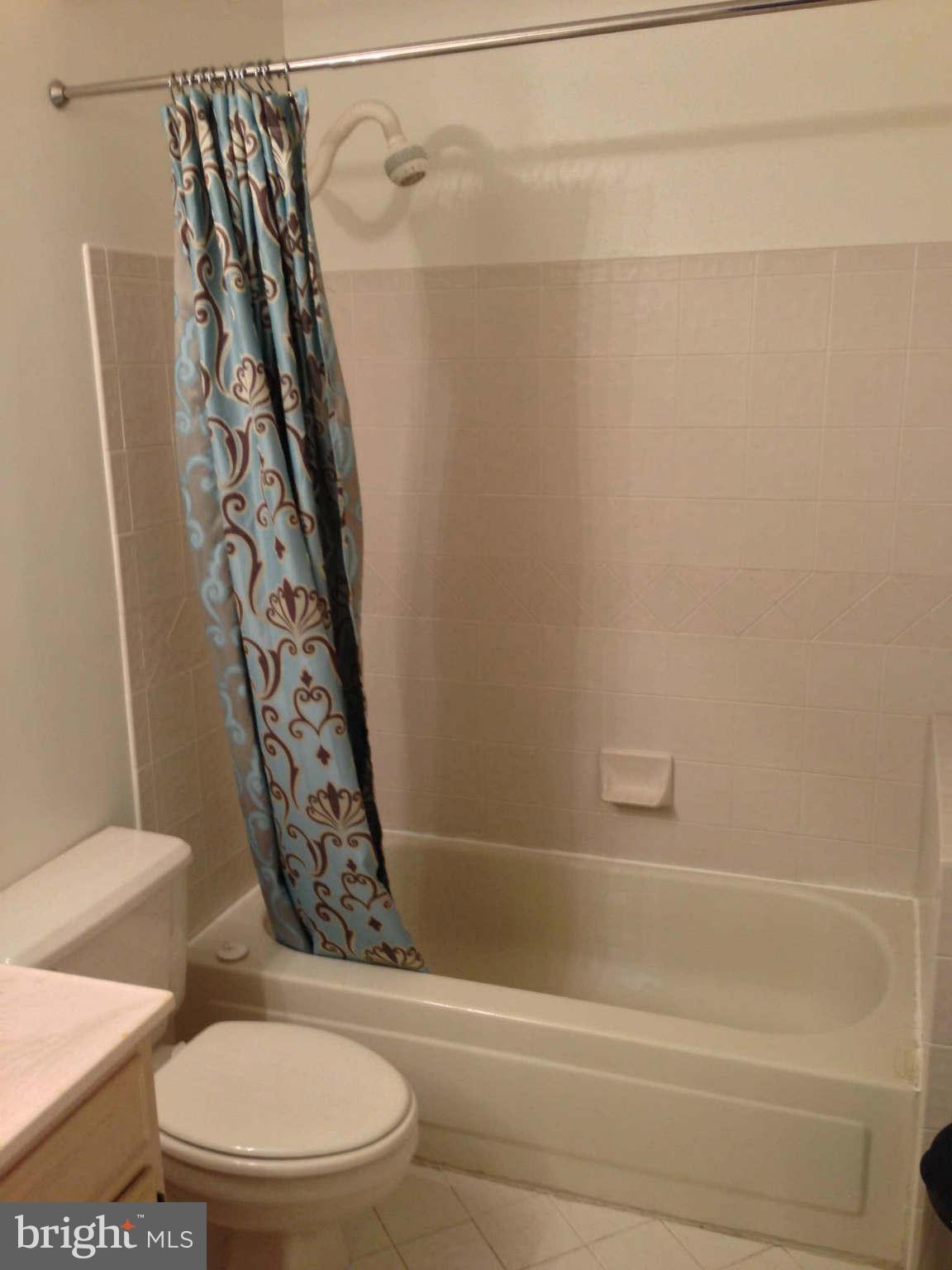 409 Fortress Way Occoquan, VA 22125 - Photo 18 of 28 Bath
