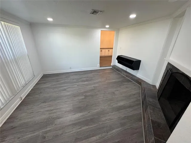 $3,500 | 3740 Aberdeen Drive, Sarasota, FL 34240