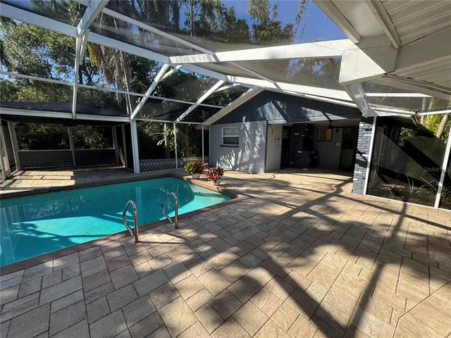 $3,500 | 3740 Aberdeen Drive, Sarasota, FL 34240
