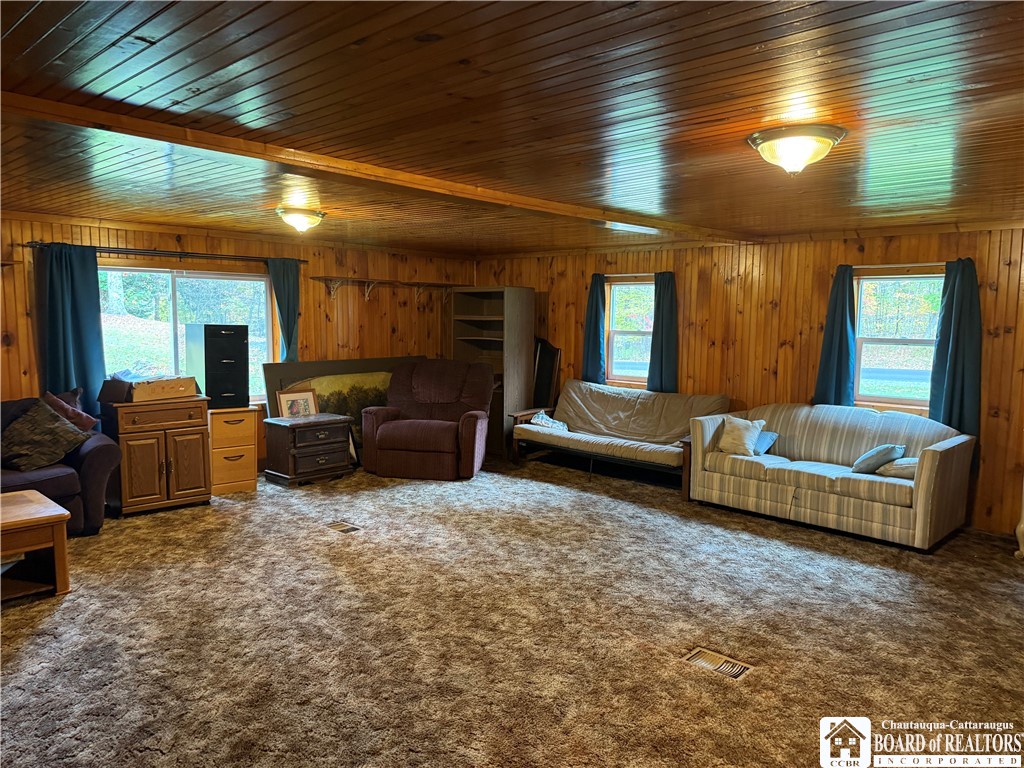 6651 Webber Road Chautauqua, NY 14781 - Photo 17 of 25 Great Room