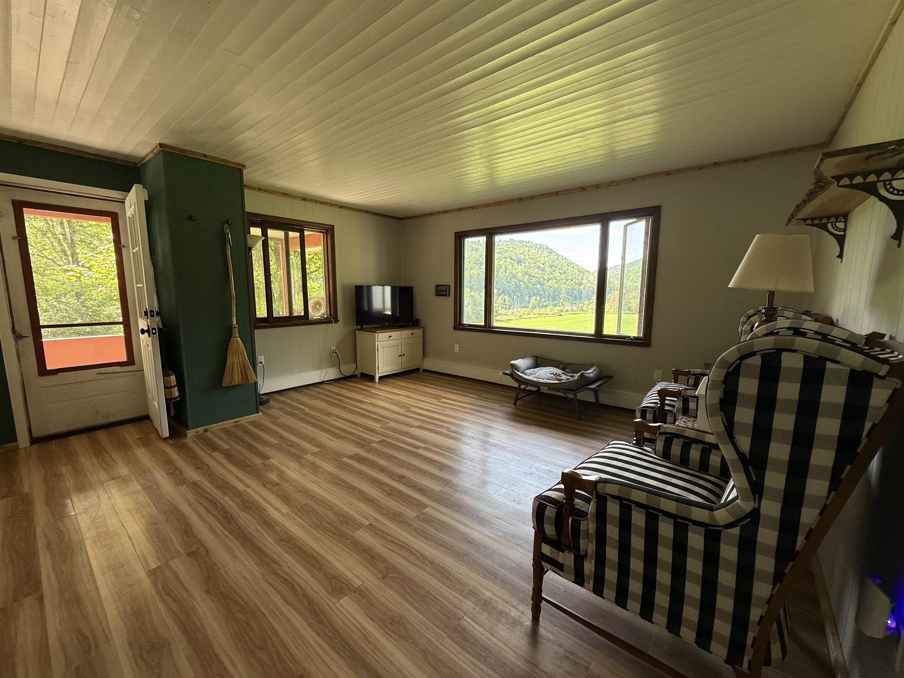 189 Taylor Hill Road Brookfield, VT 05036 - Photo 3 of 36