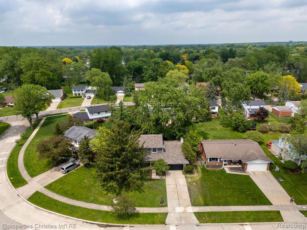 19810 Silver-Spring Street Southfield, MI 48076 - Photo 28 of 29
