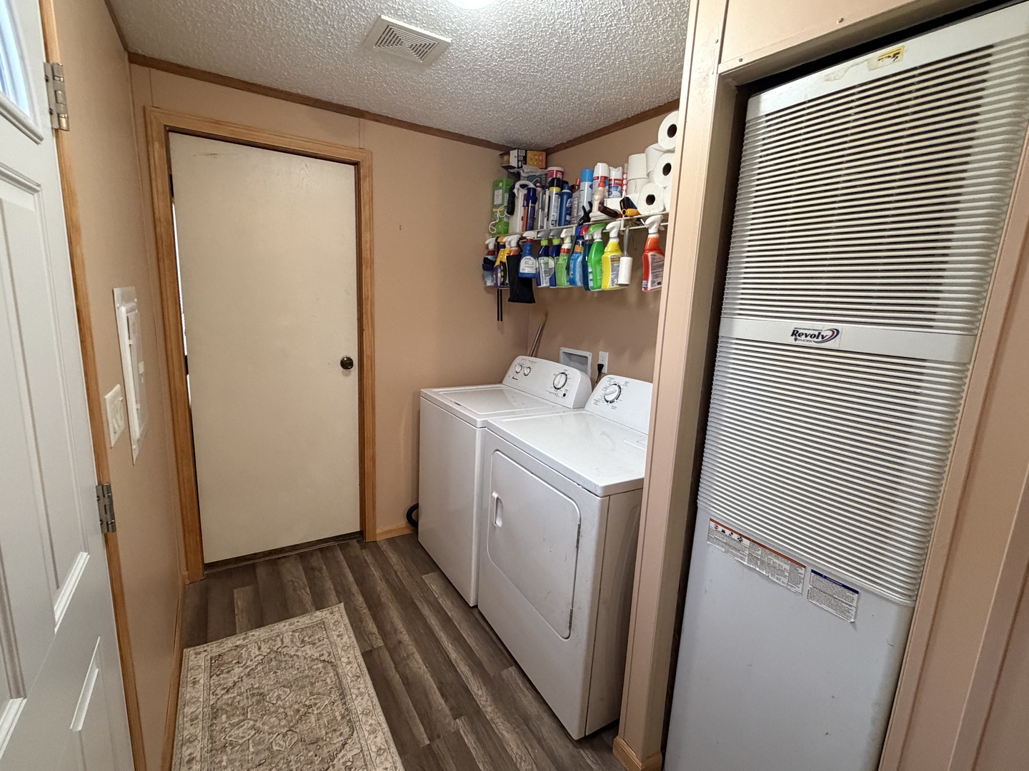 35 Cedar Street Minooka, IL 60447 - Photo 10 of 10 a utility room with dryer and washer