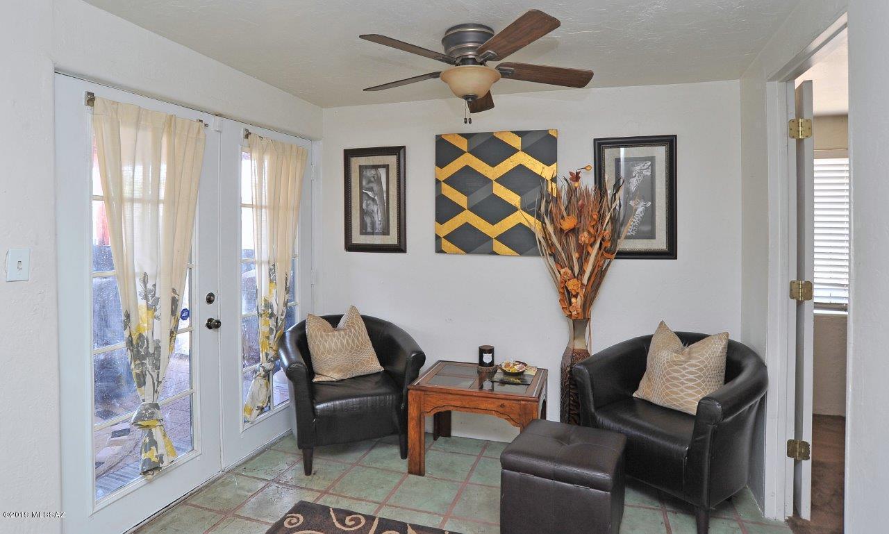 3210 East Silverlake Road Tucson, AZ 85713 - Photo 1 of 40 Gallery Image 1