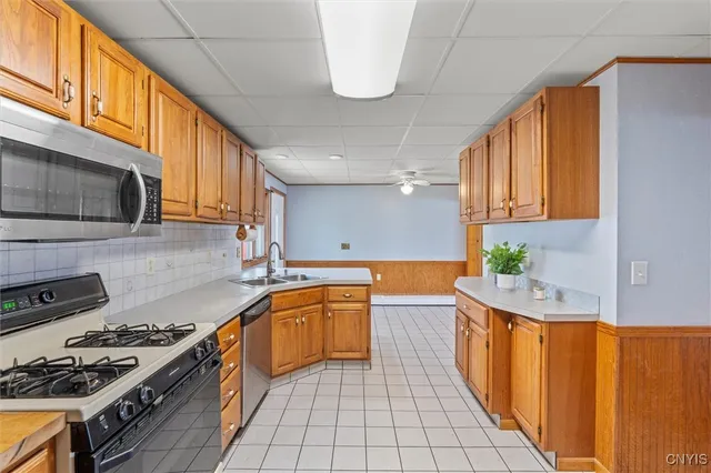 $420,000 | 7353 Lakeshore Road, Cicero, NY 13039