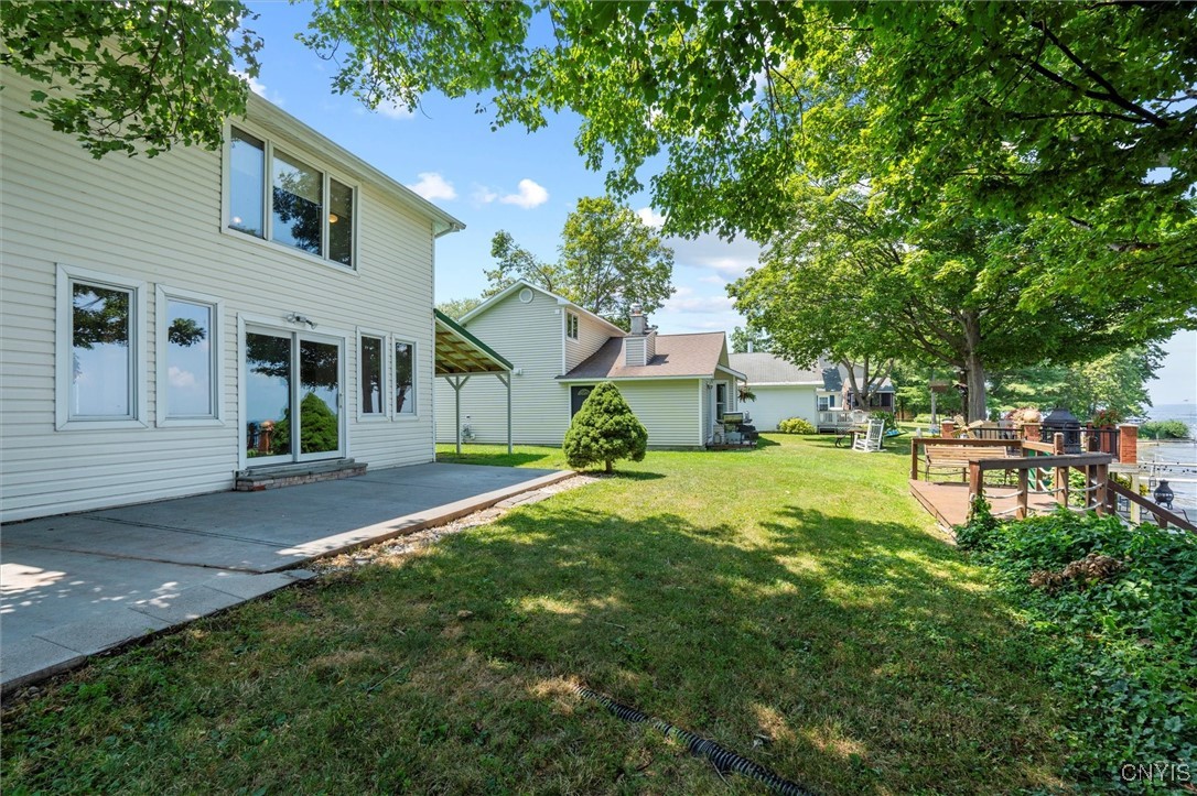 7353 Lakeshore Road Cicero, NY 13039 - Photo 37 of 48