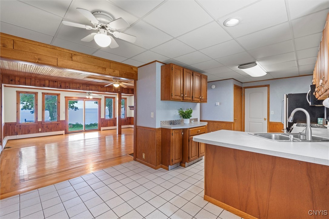 7353 Lakeshore Road Cicero, NY 13039 - Photo 8 of 48