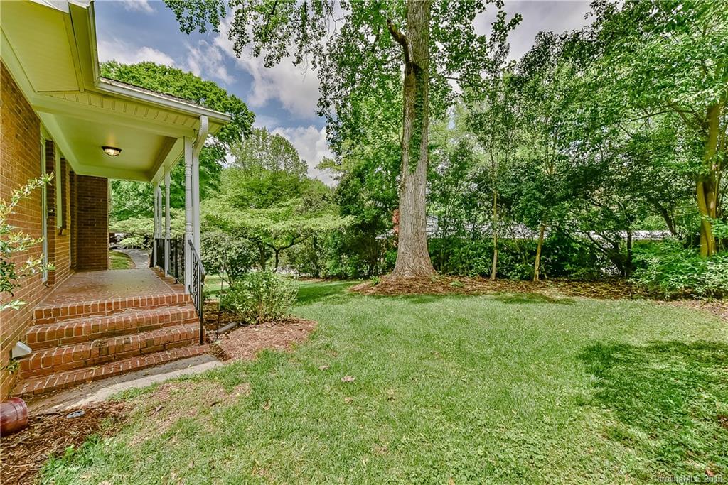 701 Sandridge Road Charlotte, NC 28210 - Photo 22 of 30 Gallery Image 22