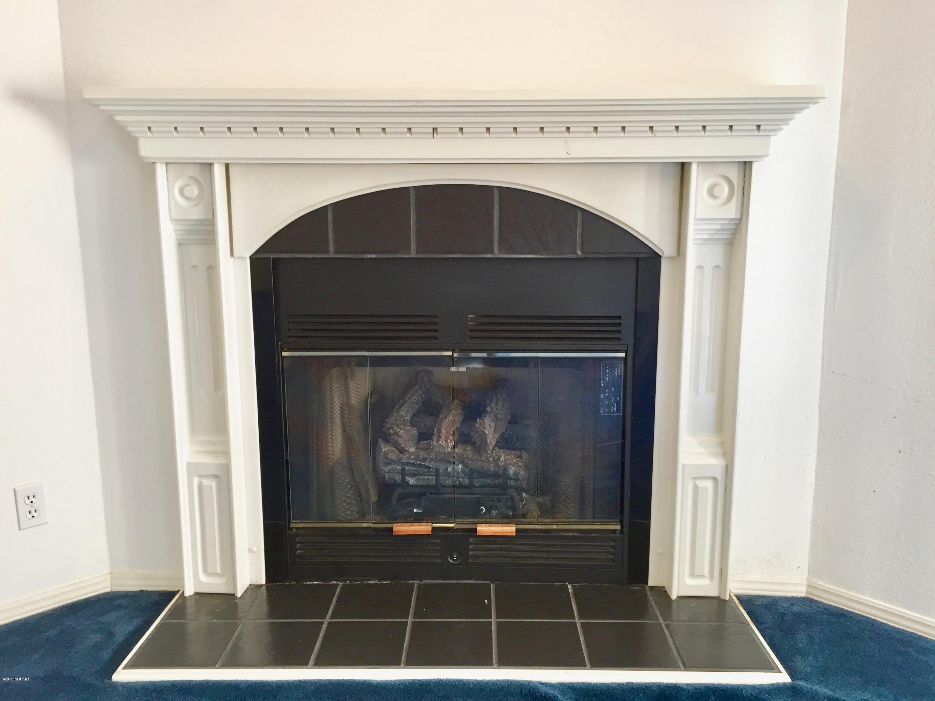 505 Hudnell Road Ernul, NC 28527 - Photo 5 of 29 Gas Log Fireplace